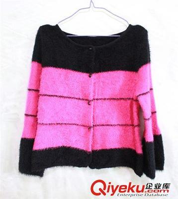 針織衫 毛衣 2014 秋冬新款韓版馬海毛針織開(kāi)衫撞色條紋長(zhǎng)毛九分袖毛衣圖片|針織衫 毛衣 2014 秋冬新款韓版馬海毛針織開(kāi)衫撞色條紋長(zhǎng)毛九分袖毛衣產(chǎn)品圖片由深圳市龍崗區(qū)南灣稱(chēng)冠服飾廠公司生產(chǎn)提供-